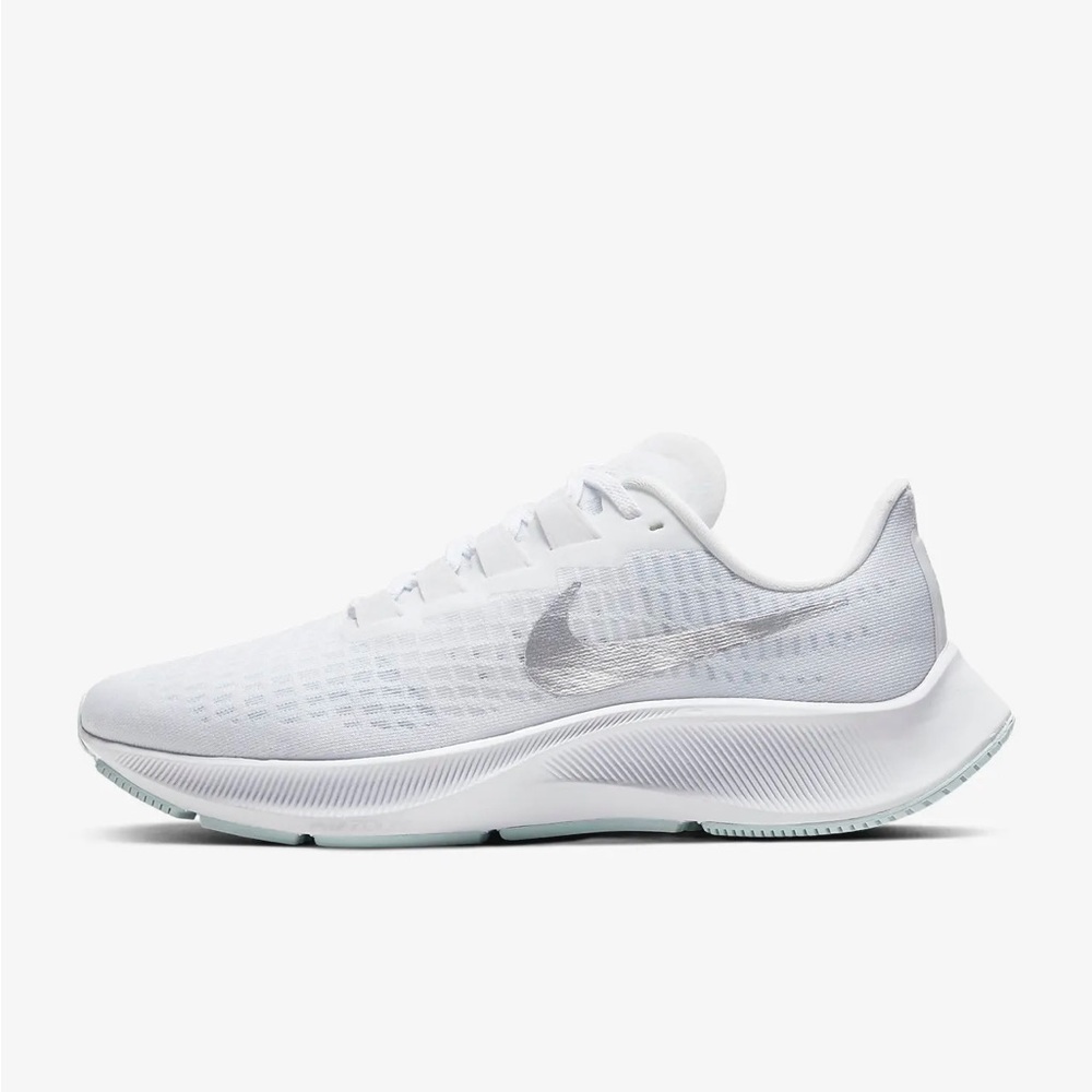 Nike Pegasus Triple White Sneakers